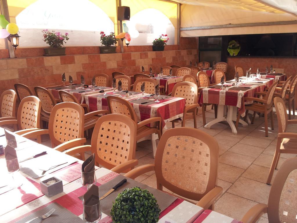 אופס Le Grand Hotel מראה חיצוני תמונה