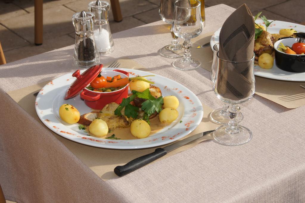 אופס Le Grand Hotel מראה חיצוני תמונה